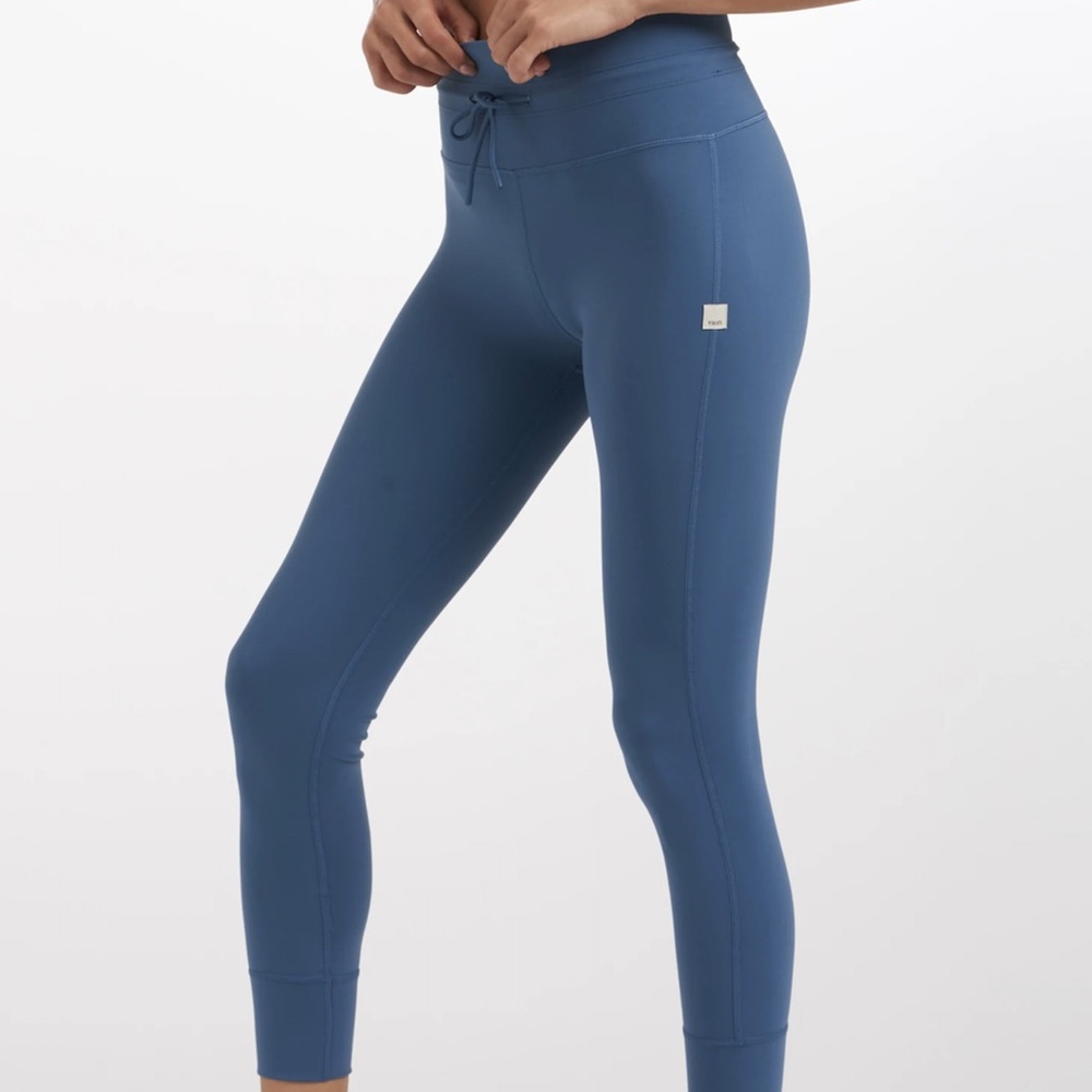 Vuori Daily Legging in Pool Blue L